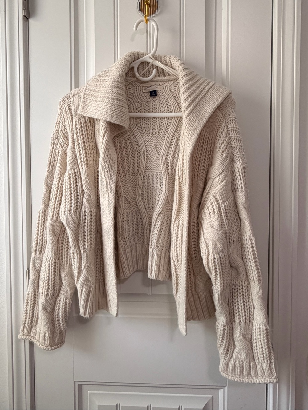 Universal Thread Cream Cable Knit Open Cardigan
